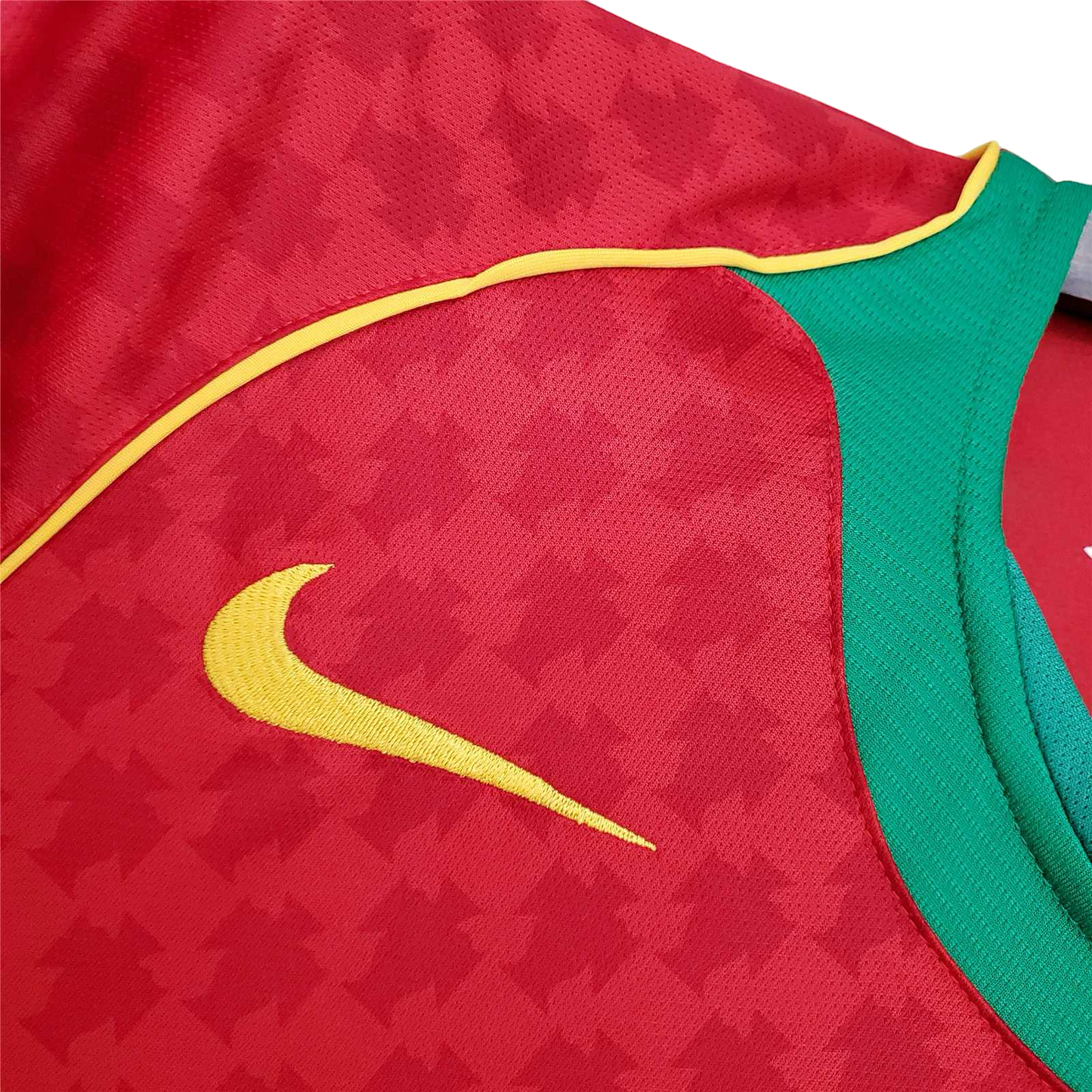 2004 Portugal Home Jersey